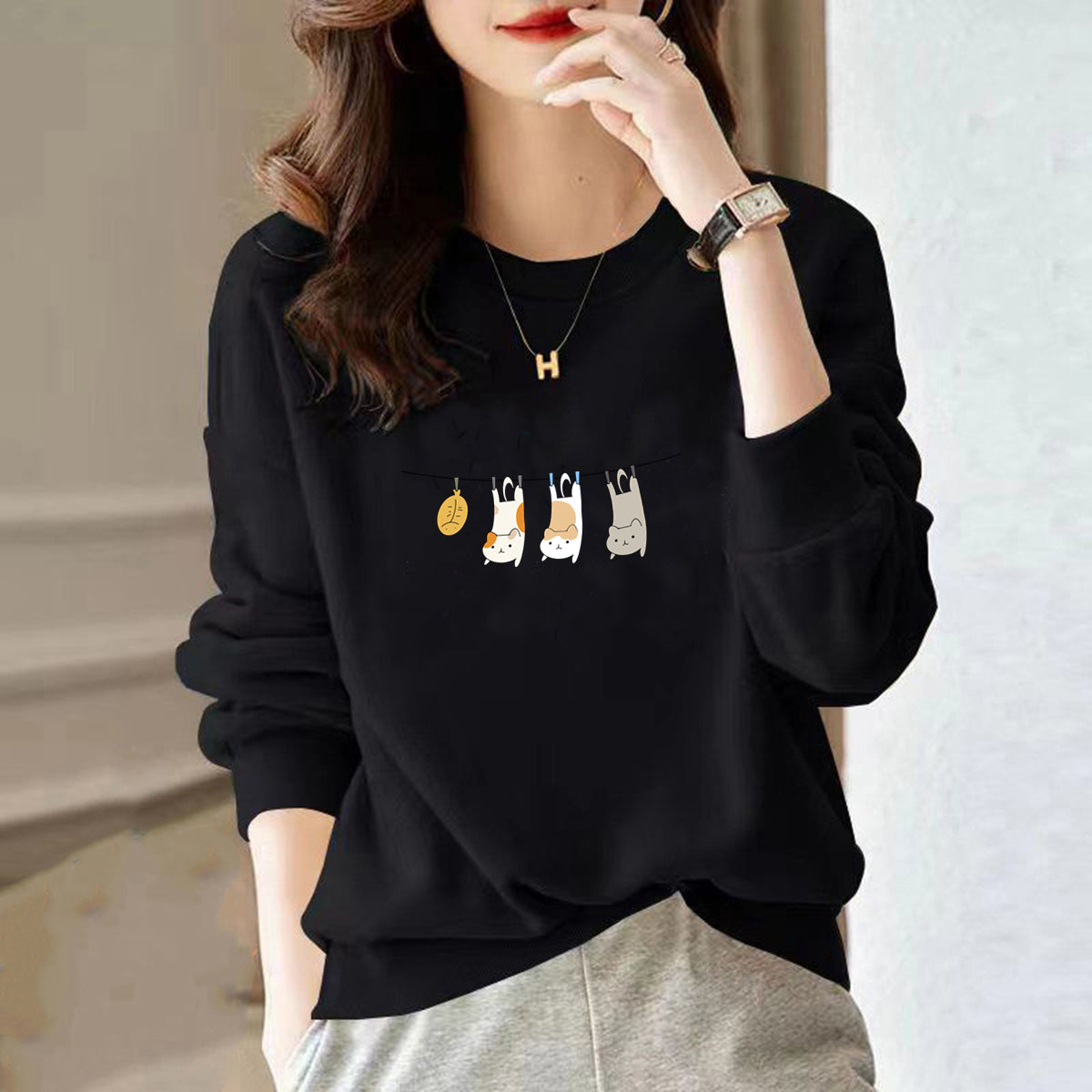 Womens FallWinter Designer Crewneck Sweatshirt For A Stylish Warm Look