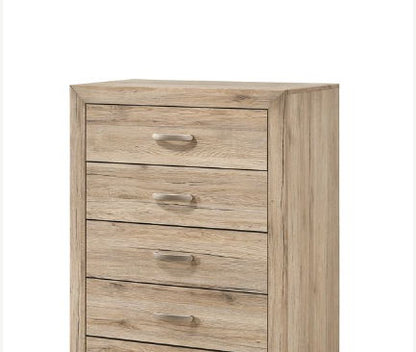 Miquell - Elegant Design Chest