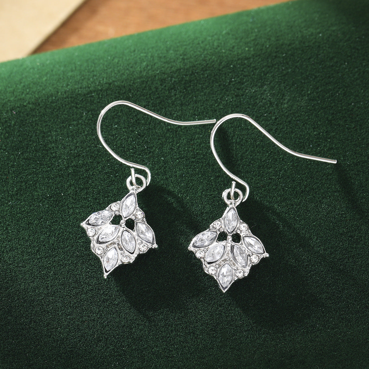Minimalist Zircon-Inlaid Vintage Pendant Earrings