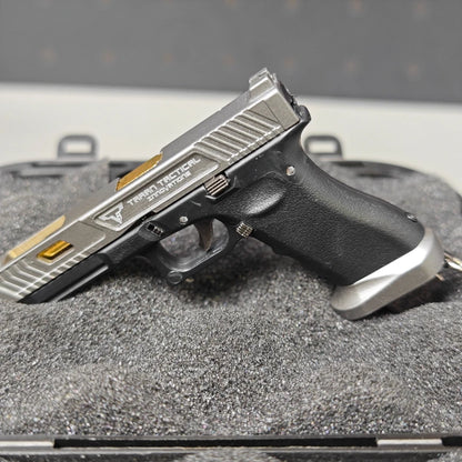 G34-Style Mini Pistol Keychain Fidget Toy, Non-Firing Alloy Replica