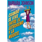 Cuando Se Vive Entre El Estrogeno y La Muerte = Living Somewhere Between Estrogen and Death = Living Somewhere Between Estrogen and Death - Paperback