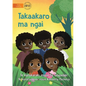 Play With Me - Takaakaro ma ngai (Te Kiribati) - Paperback