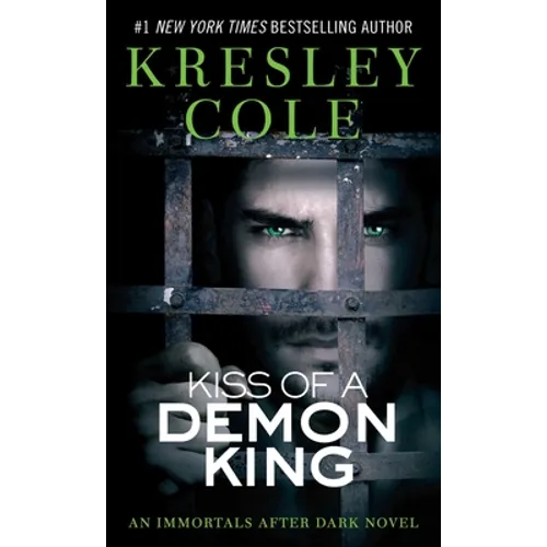 Kiss of a Demon King - Paperback