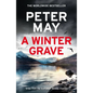 A Winter Grave - Paperback