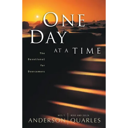 One Day at a Time: The Devotional for Overcomers - Paperback