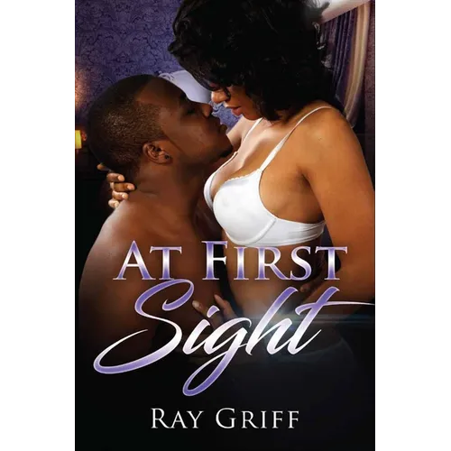 At First Sight: A Model's Dream - Paperback