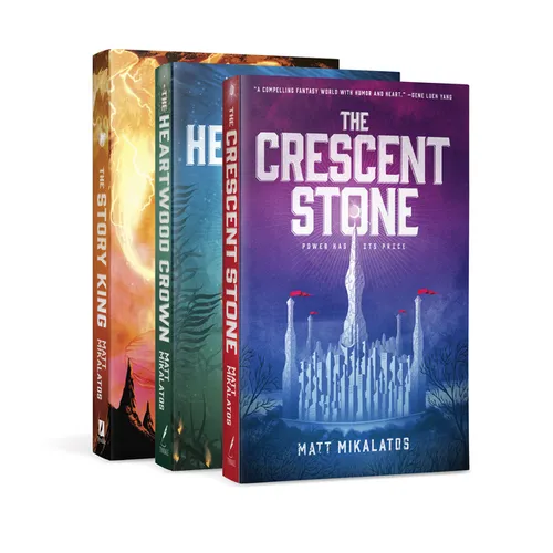 The Sunlit Lands Trilogy: The Crescent Stone / The Heartwood Crown / The Story King - Paperback