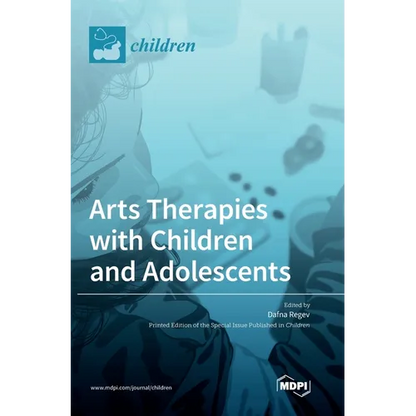 Arts Therapies with Children and Adolescents - Hardcover