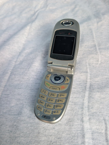 LG VX3300 - Blue and Black ( Verizon ) Cellular Flip Phone
