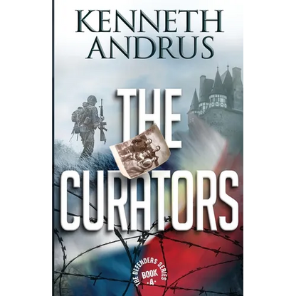 The Curators - Paperback