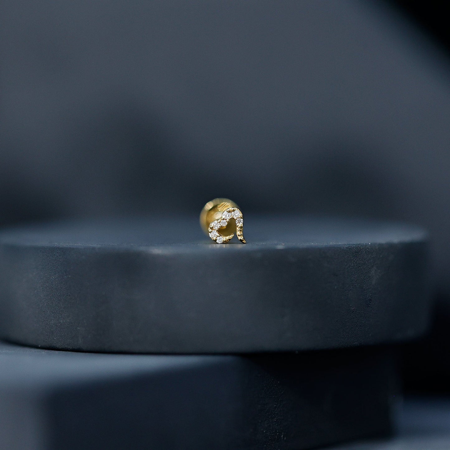 Round Shape Natural Diamond Heart Nose Pin