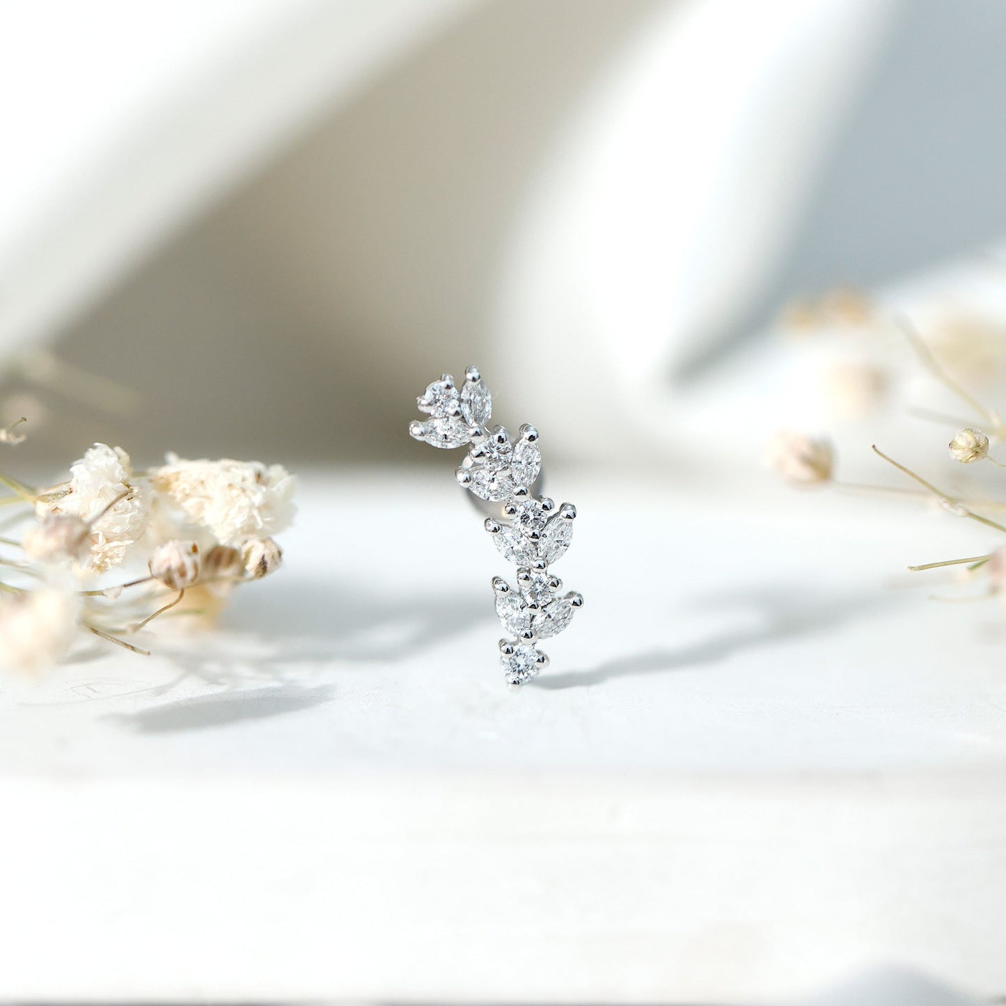 Marquise and Round Moissanite Leaf Helix Earring