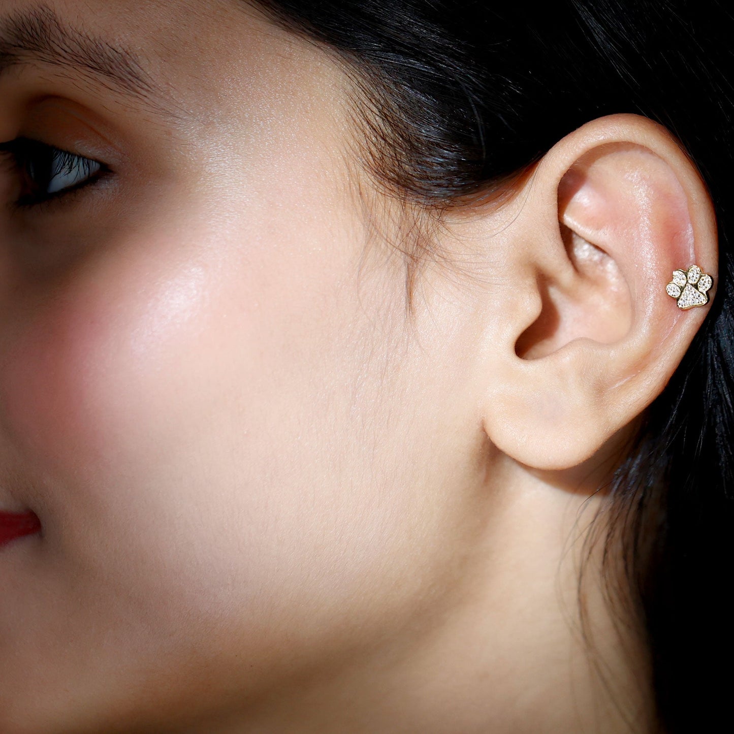 Certified Diamond Paw Cartilage Earring