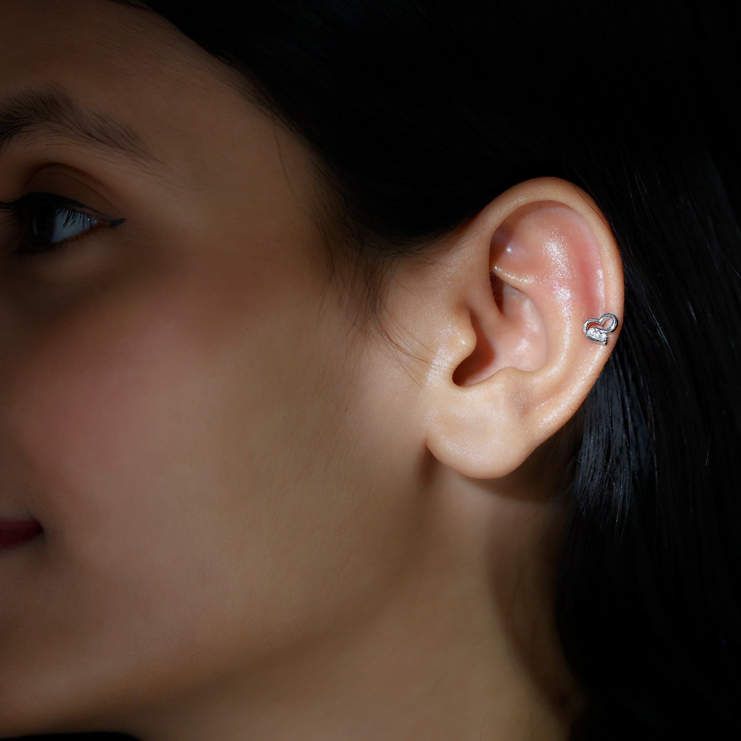 Real Diamond Cute Heart Earring for Helix Piercing