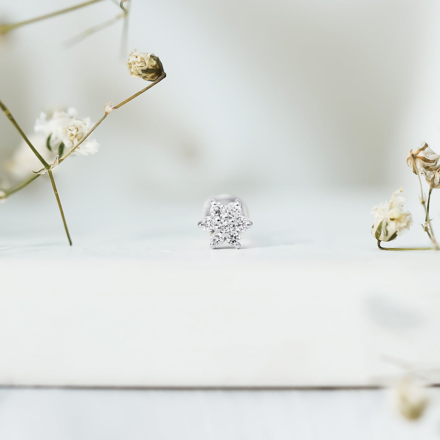 Simple Diamond Flower Cartilage Earring