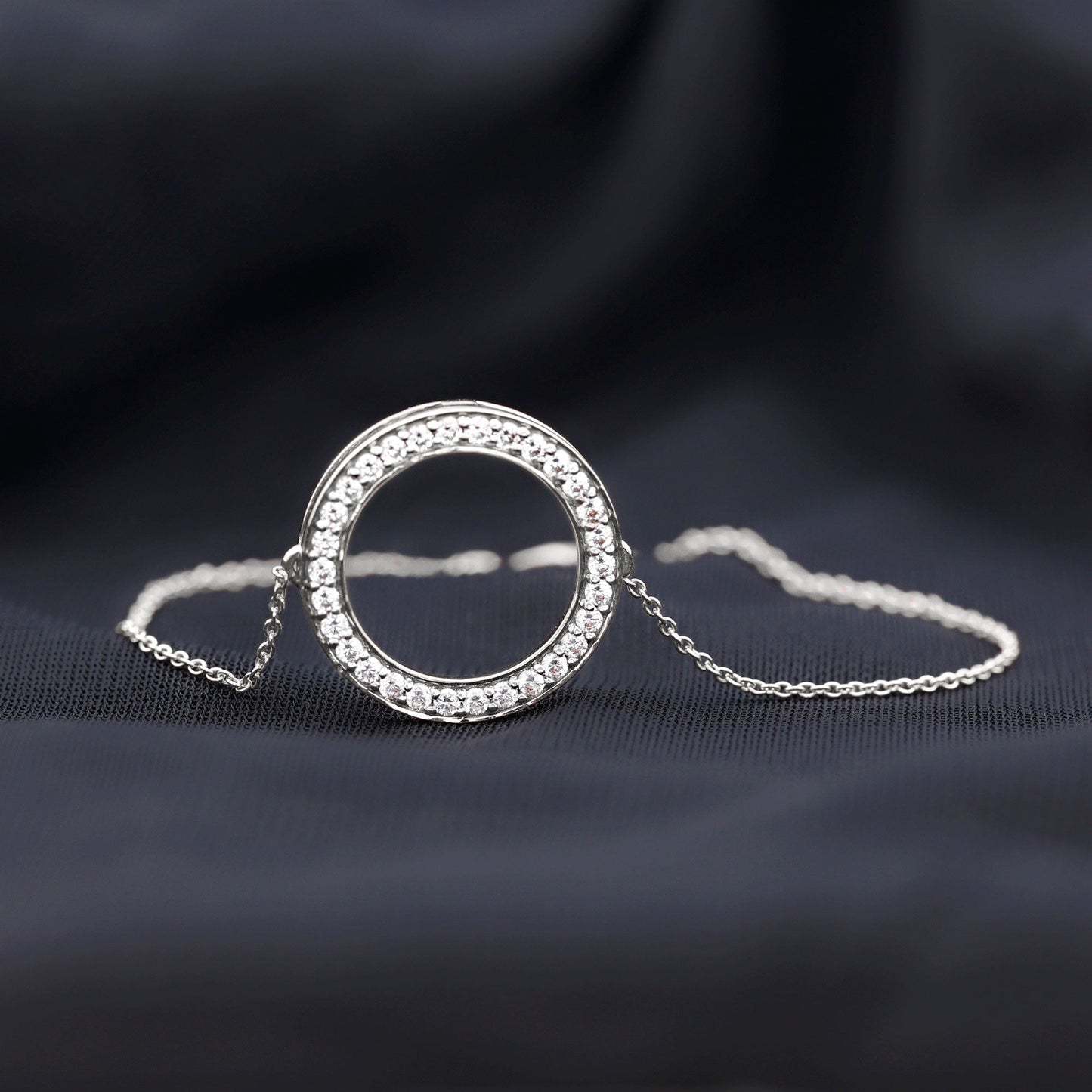 Certified Lab Grown Diamond Circle Bracelet for Women