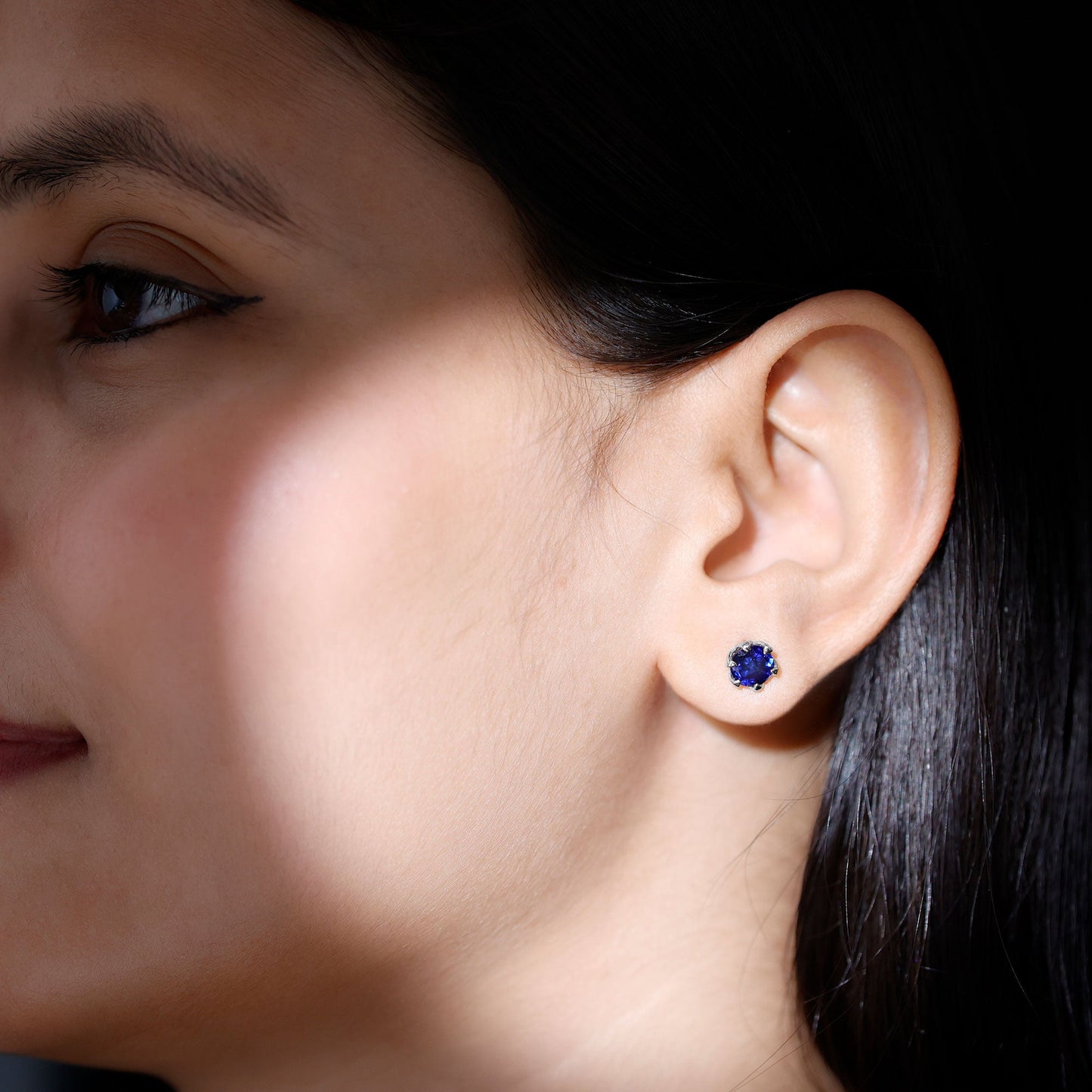 2 Carat Round Cut Lab Created Blue Sapphire Solitaire Stud Earrings