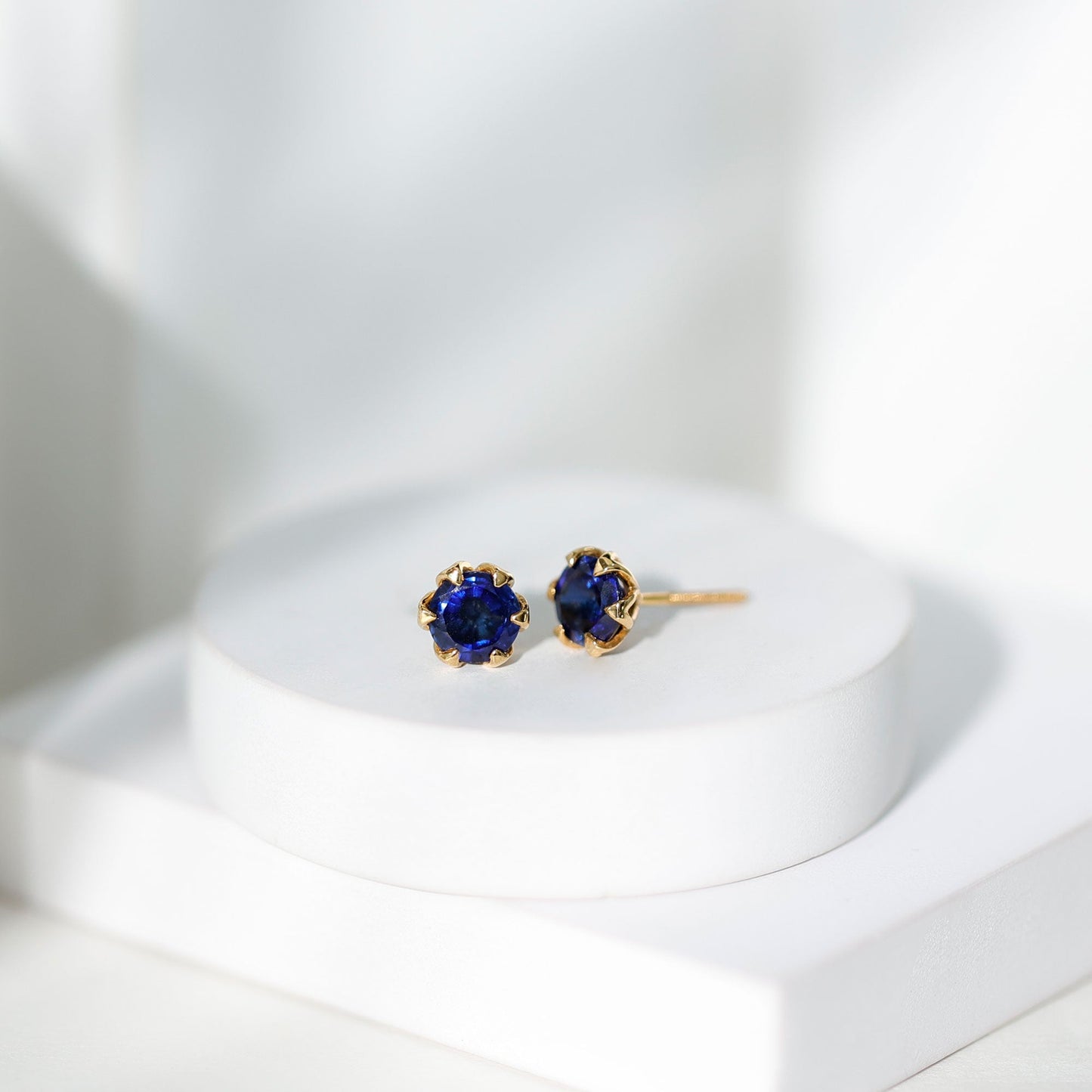 2 Carat Round Cut Lab Created Blue Sapphire Solitaire Stud Earrings