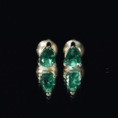 Pear Cut 1.4 Carat Lab Grown Emerald Teardrop Earrings in 3 Prong Setting