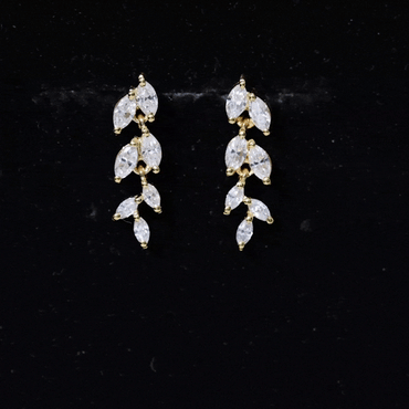 Certified Lab Grown Diamond Dangling Earrings for Women