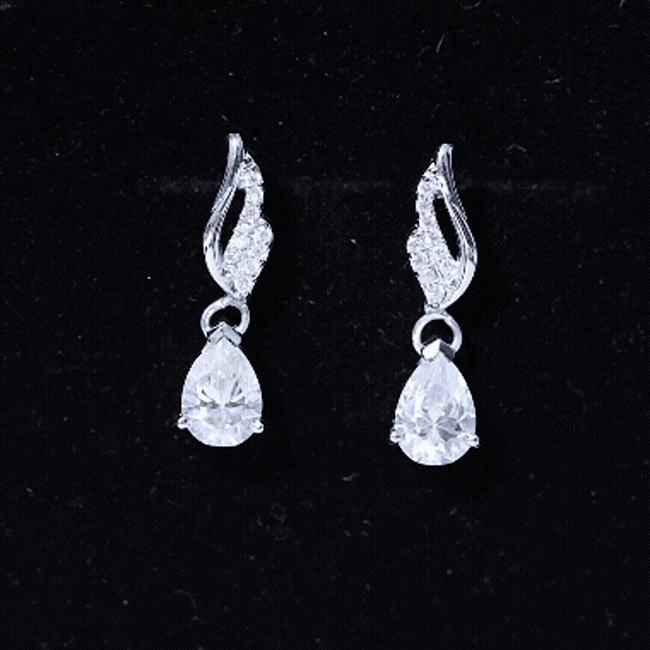 Certified 2.6 Carat Moissanite Teardrop Earrings for Wedding