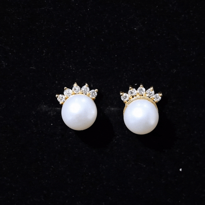 Real Freshwater White Pearl Stud Earrings with Diamonds