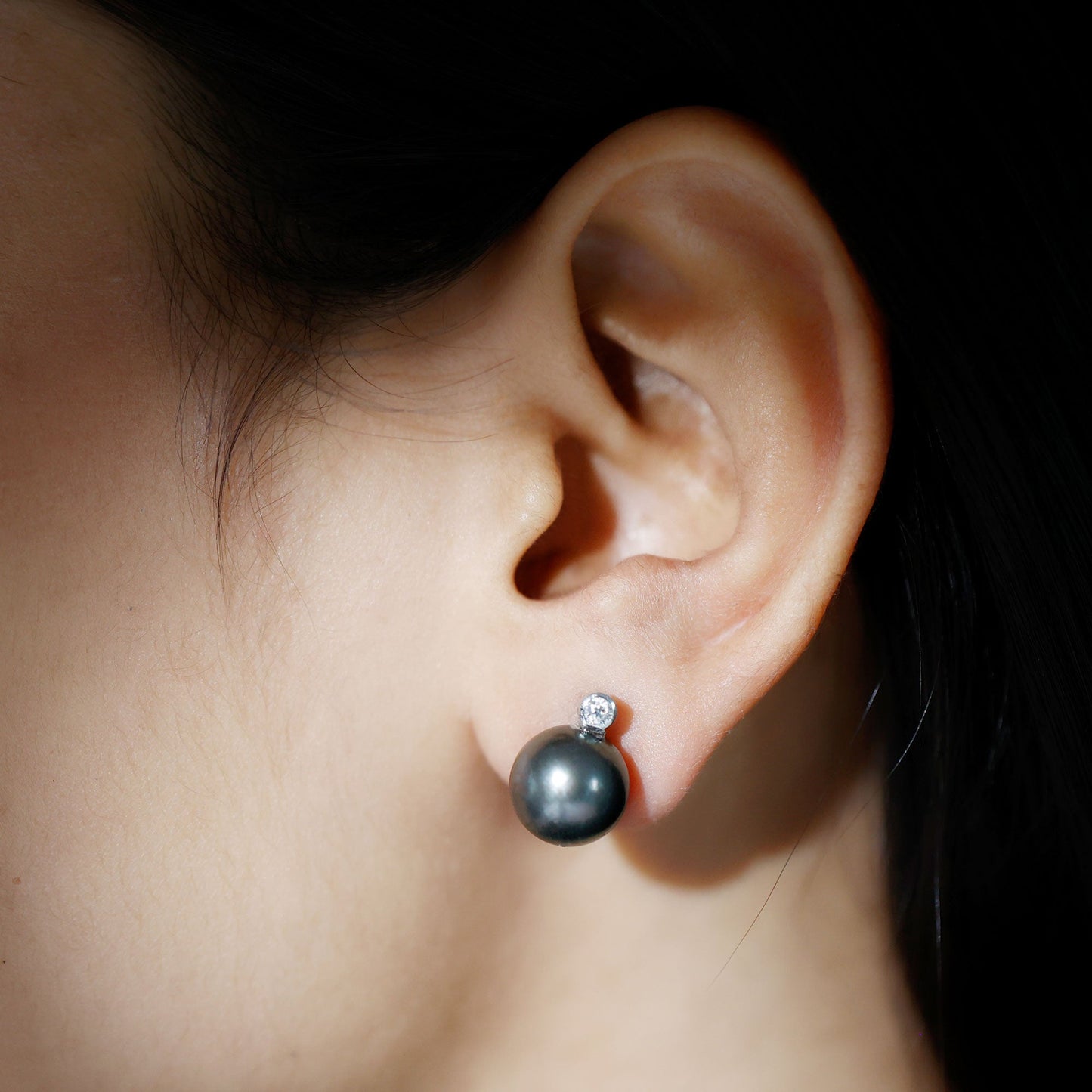 Genuine Tahitian Black Pearl Stud Earrings For Women