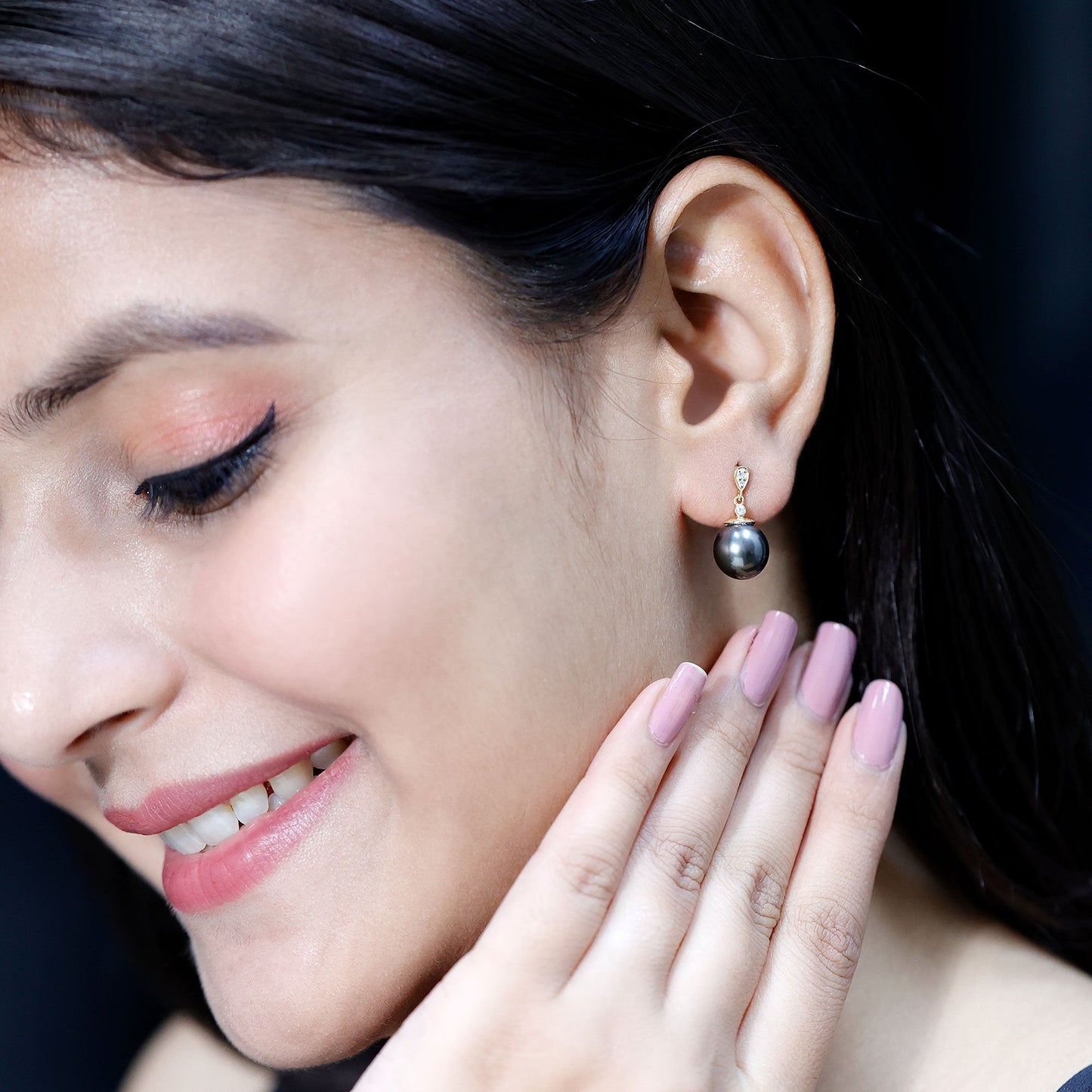 15 Carat Tahitian Pearl Drop Earrings with Diamond