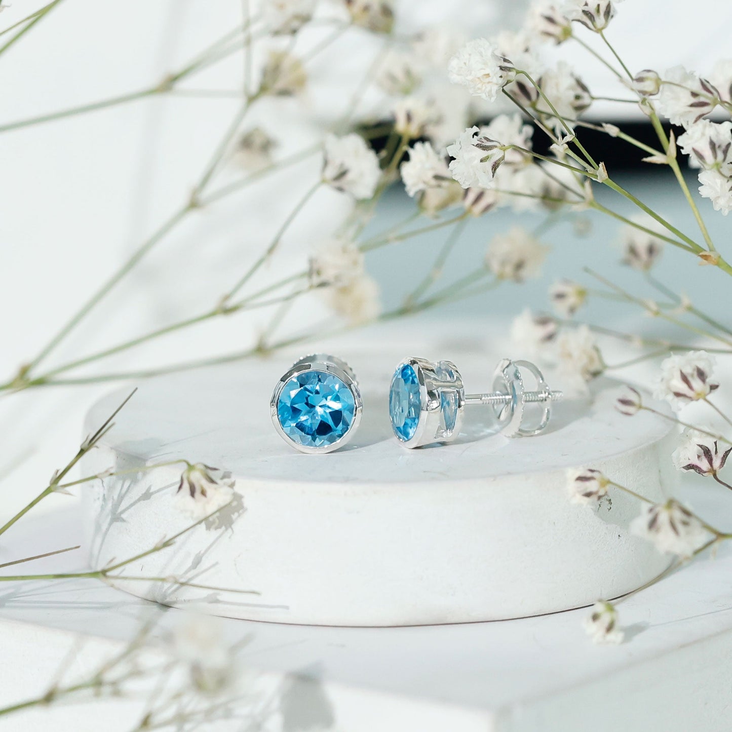 Natural 1.6 Carat Aquamarine Stud Earrings in Bezel Setting
