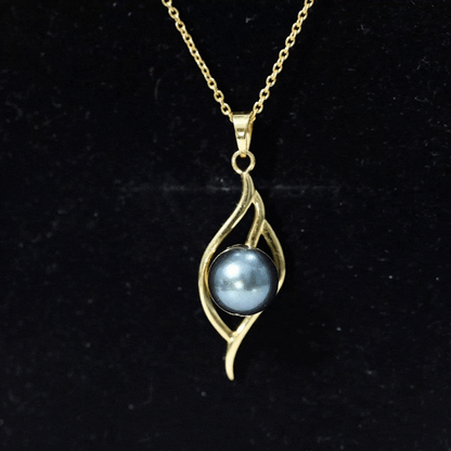 8 Carat Solitaire Black Pearl Leaf Pendant Necklace