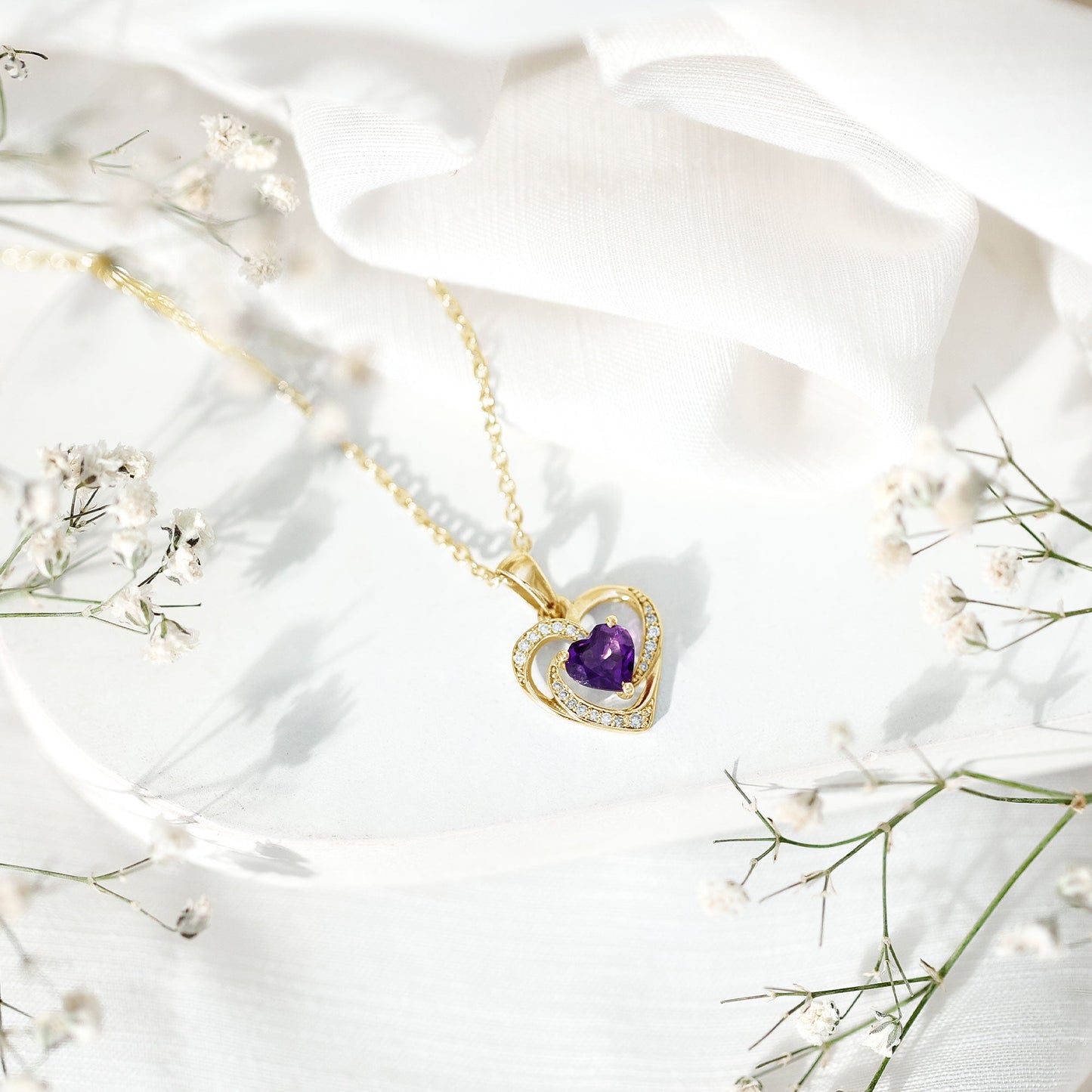0.9 Carat Amethyst Heart Pendant Necklace with Diamond