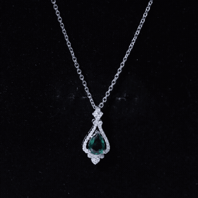 Vintage Inspired Lab Grown Emerald 0.75 Carat Bridal Necklace with Silver Chain