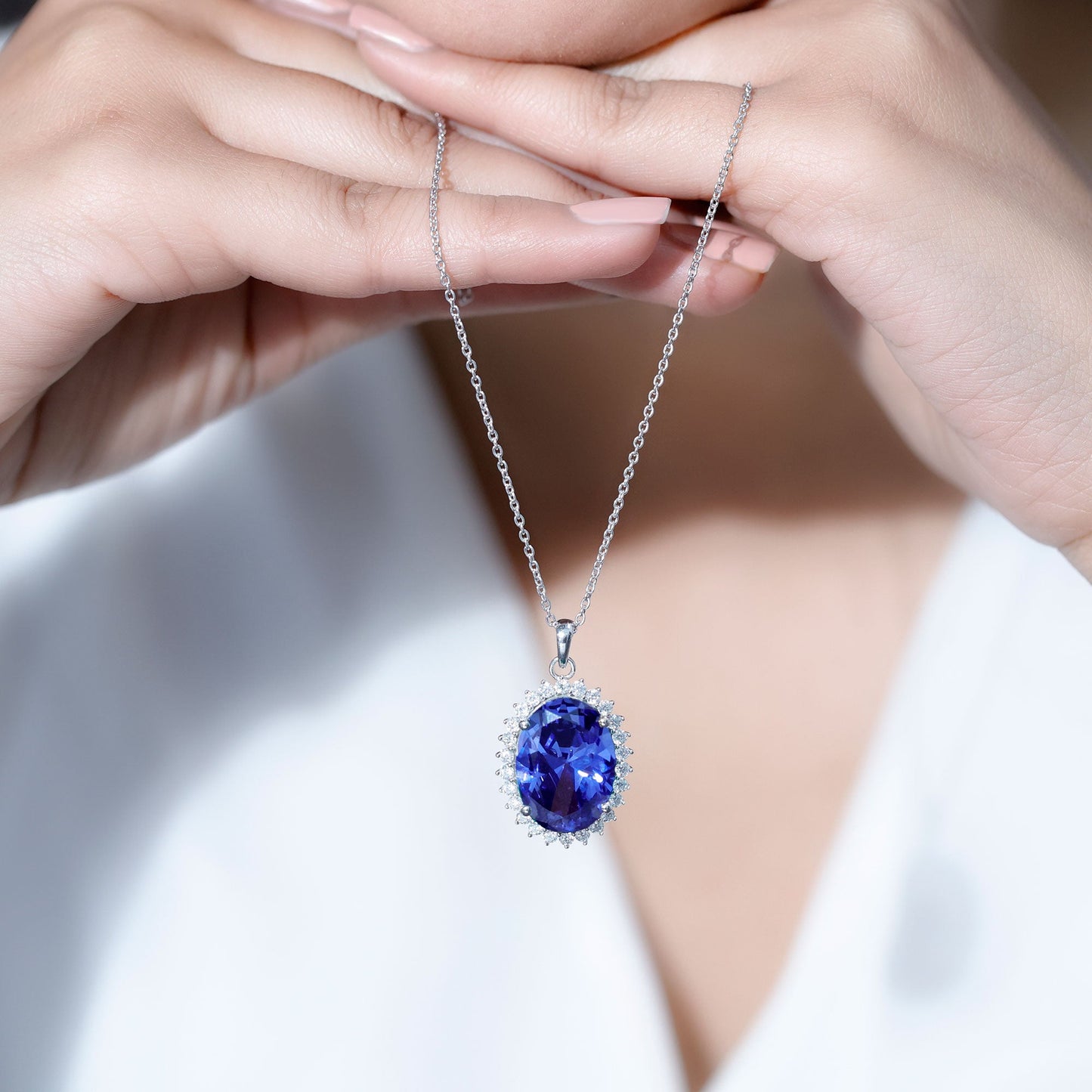 Certified 14 Carat Lab Grown Blue Sapphire Bridal Necklace With Silver Chain