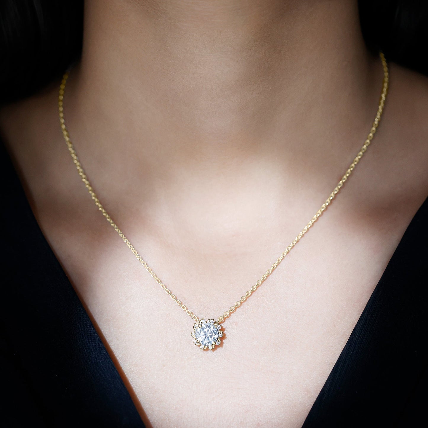 2 Carat Round Cut Lab Grown Diamond Starburst Necklace