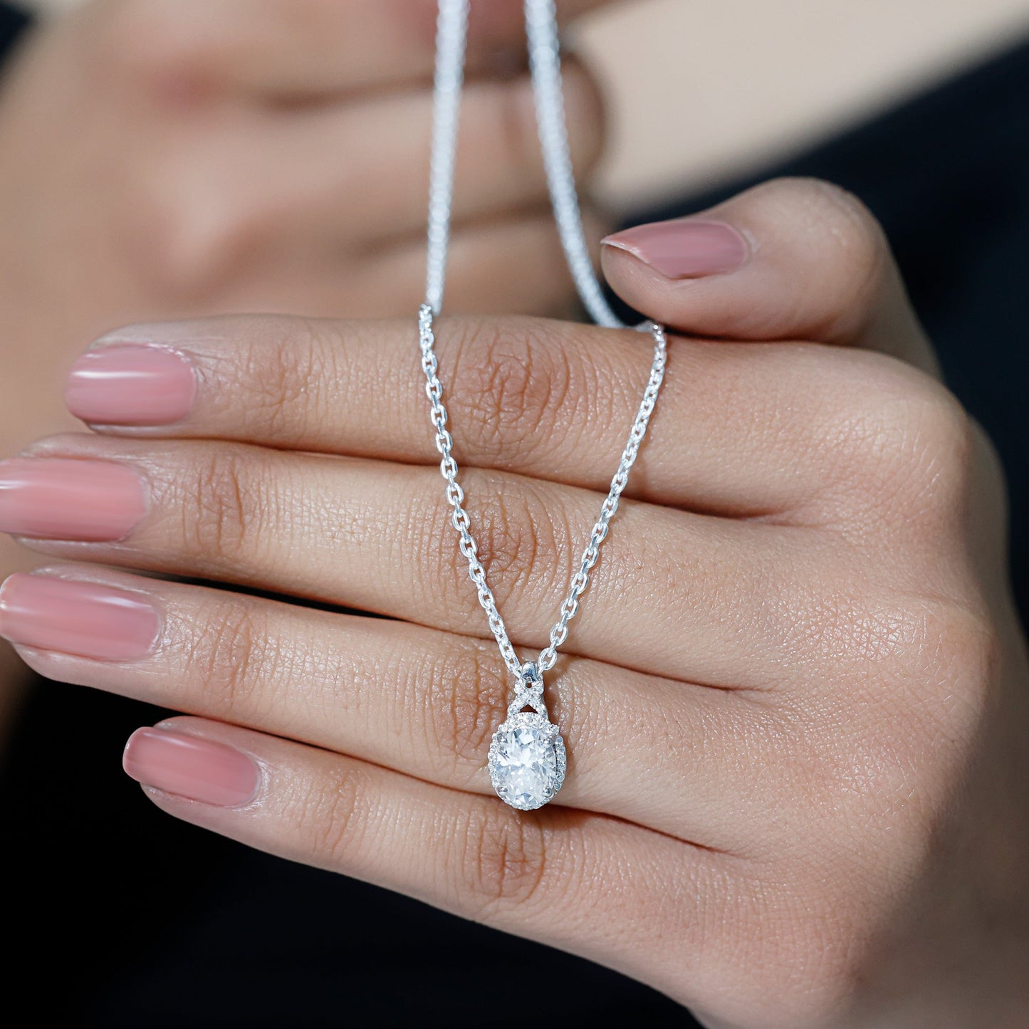 Lab Grown Diamond Vintage Style Pendant With Halo