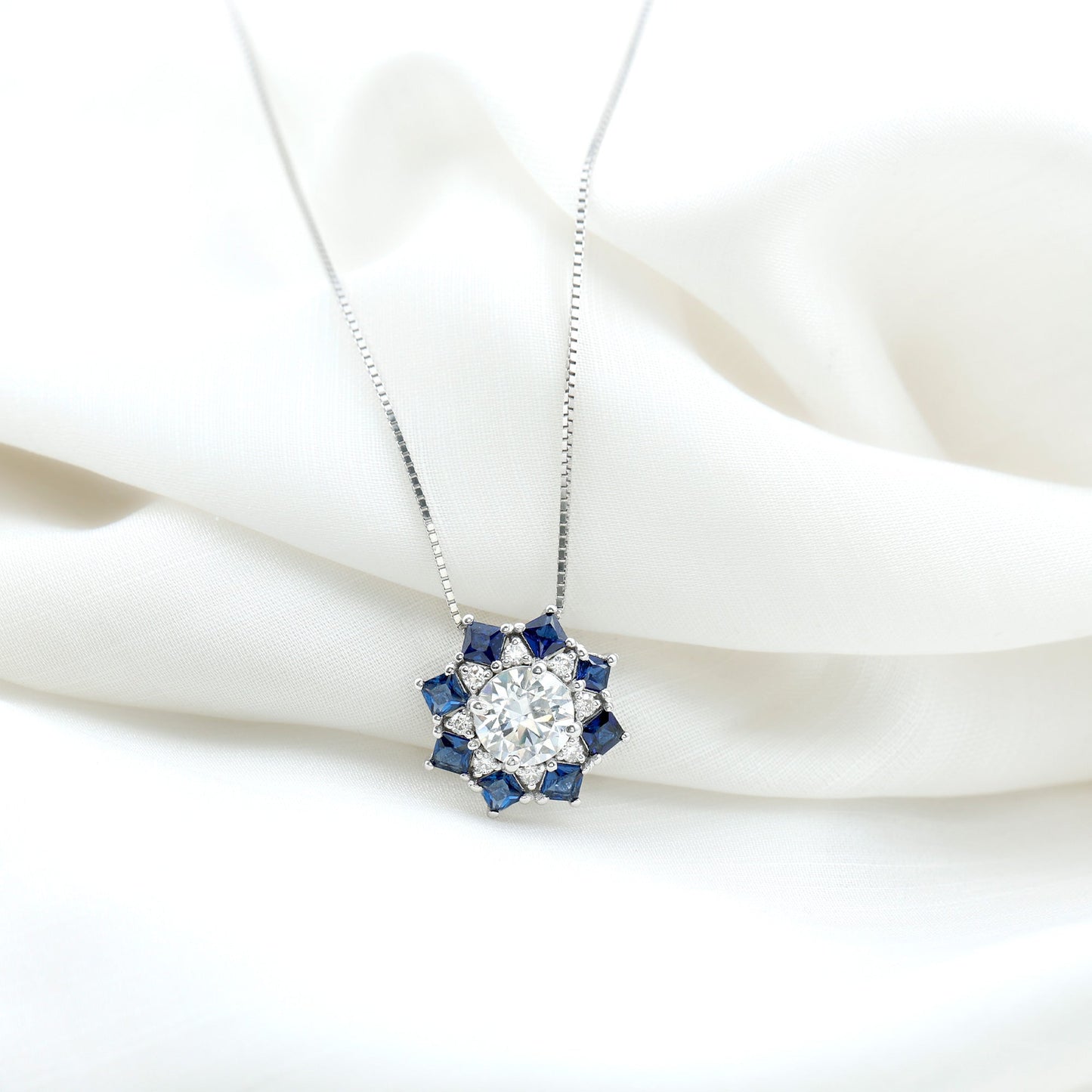 Lab Grown Diamond Art Deco Necklace With Blue Sapphire