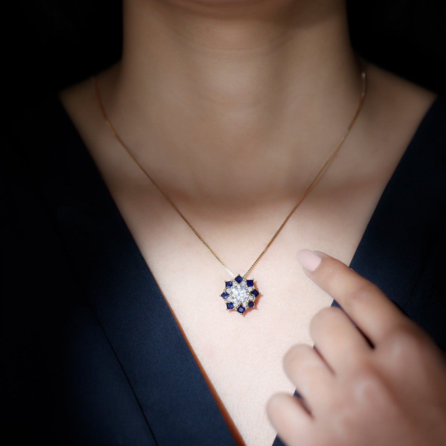 Lab Grown Diamond Art Deco Necklace With Blue Sapphire