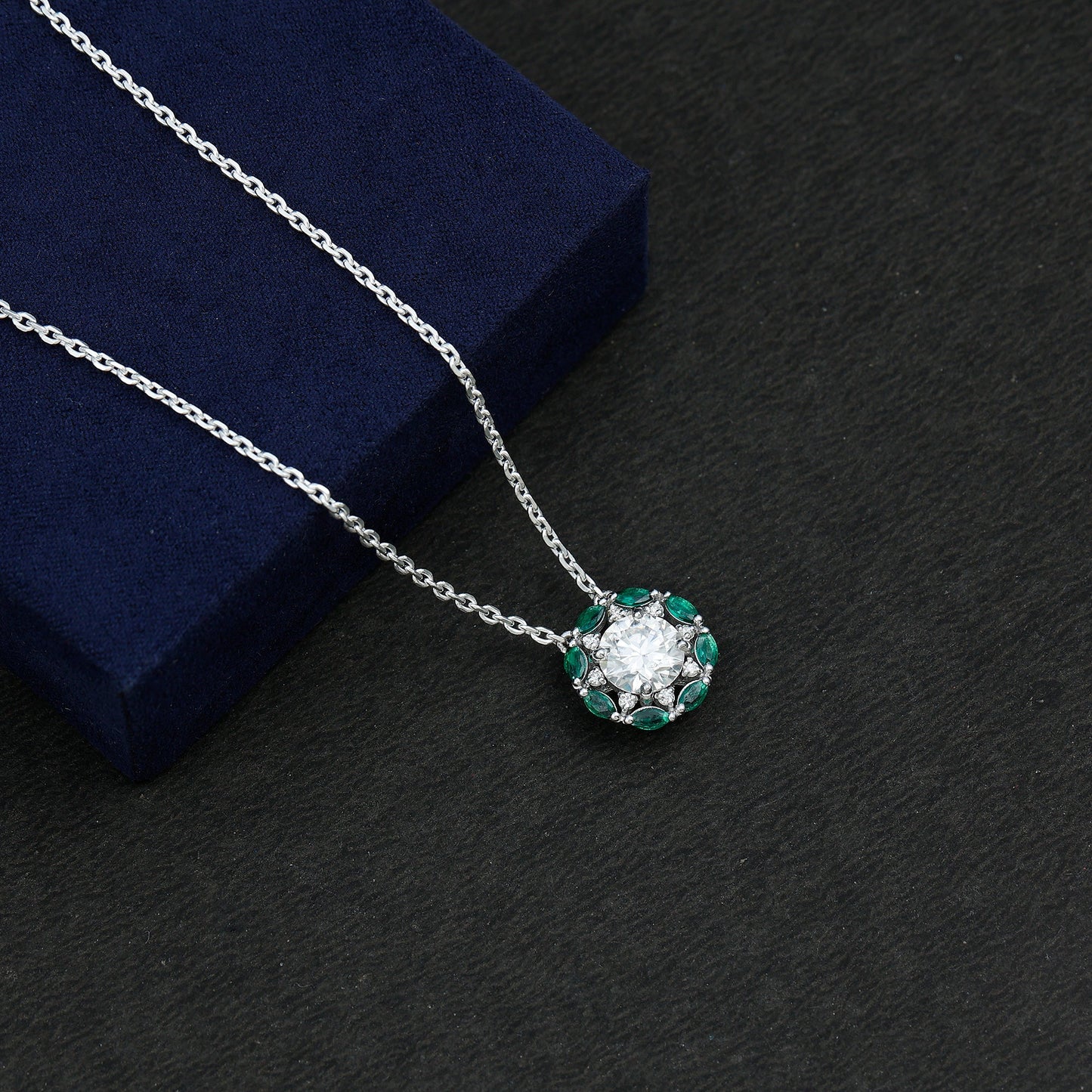 2 Carat Lab Grown Diamond Bridal Necklace With Emerald