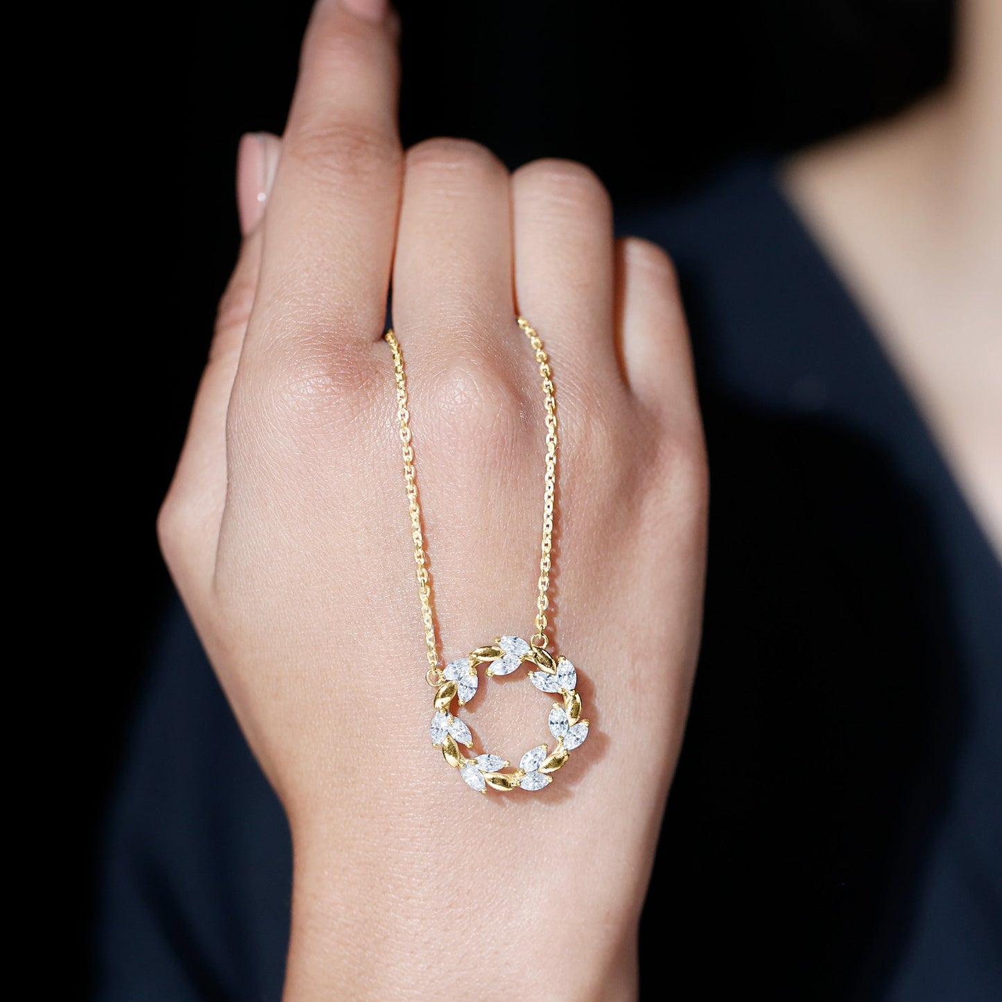 Lab Grown Diamond Nature Inspired Circle Necklace