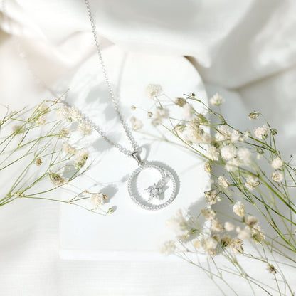 Certified Lab Grown Diamond Open Circle Necklace With Star
