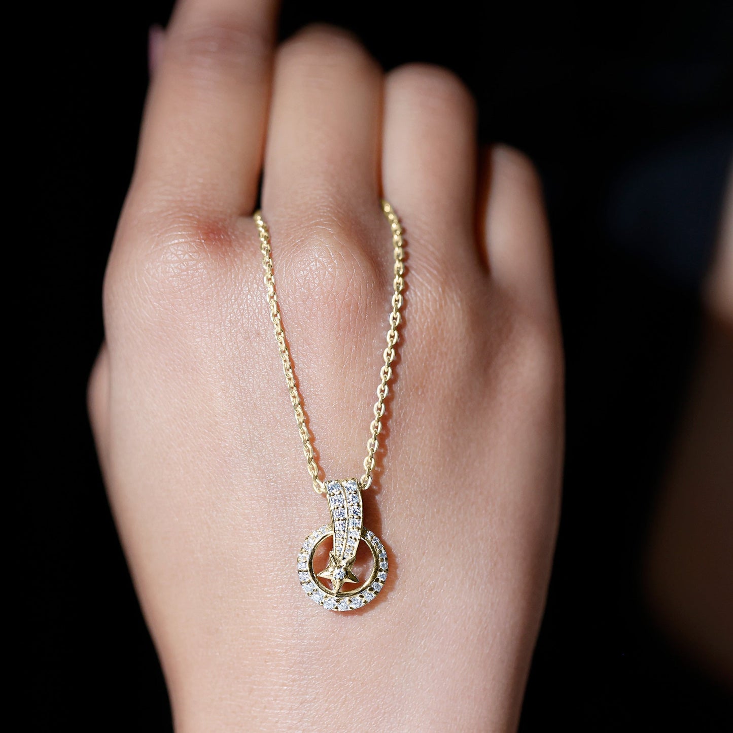 Lab Grown Diamond Star Circle Necklace With Decorated Bail