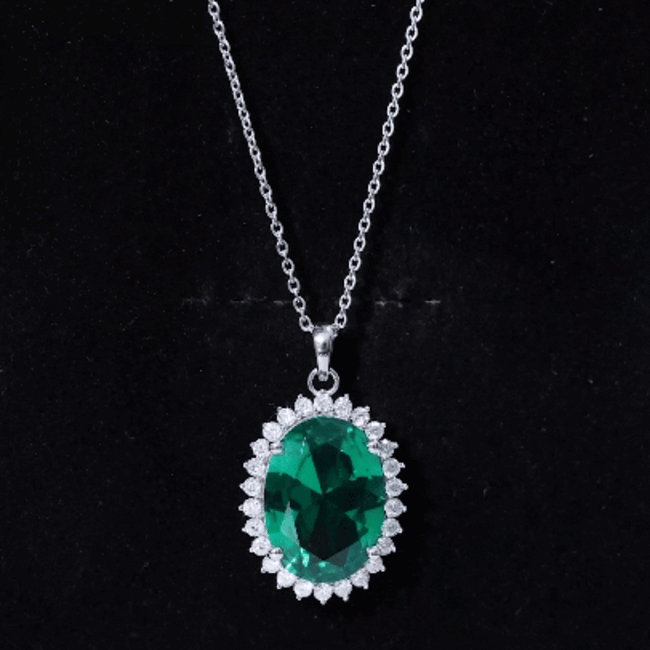 AAAA Quality 14 Carat Lab Grown Emerald Statement Necklace With Silver Chain