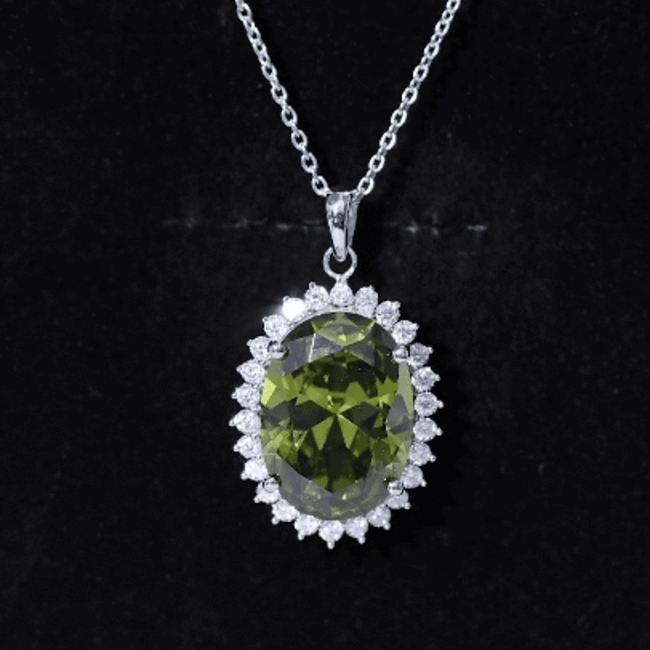 14 Carat Lab Grown Green Sapphire Statement Necklace with Silver Chain