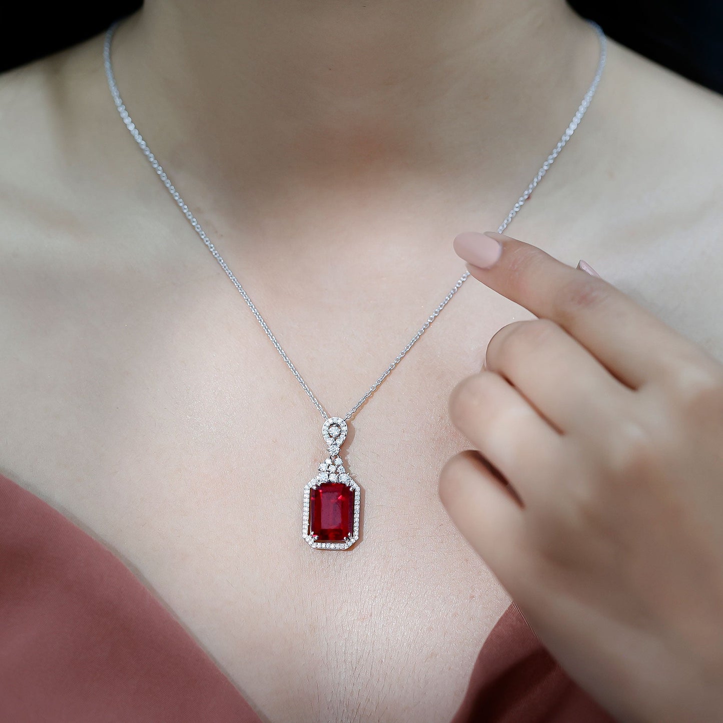 Certified 5 Carat Lab Grown Ruby Vintage Necklace With Silver Chain