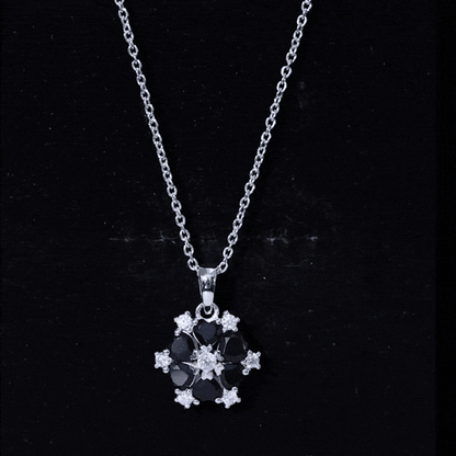 Natural Heart Shape Black Spinel Flower Pendant Necklace with Diamond