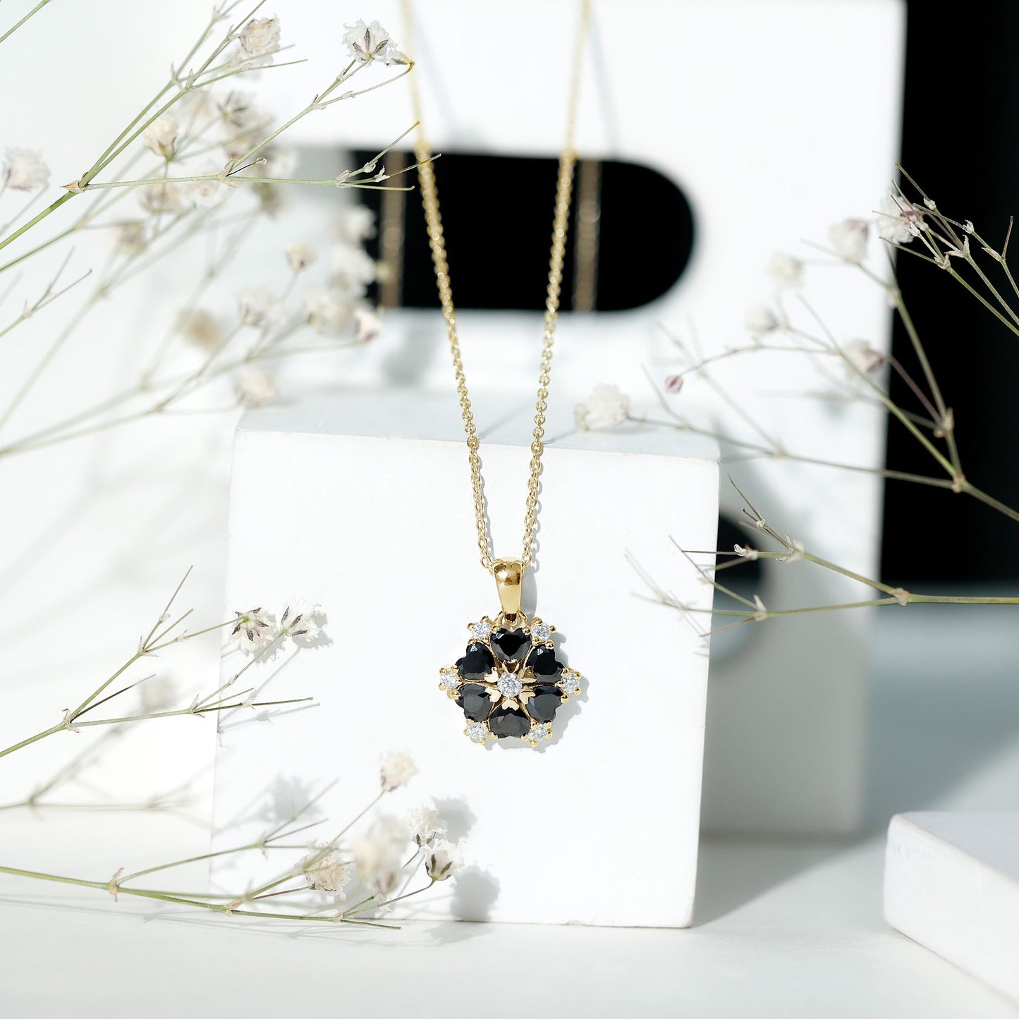Natural Heart Shape Black Spinel Flower Pendant Necklace with Diamond