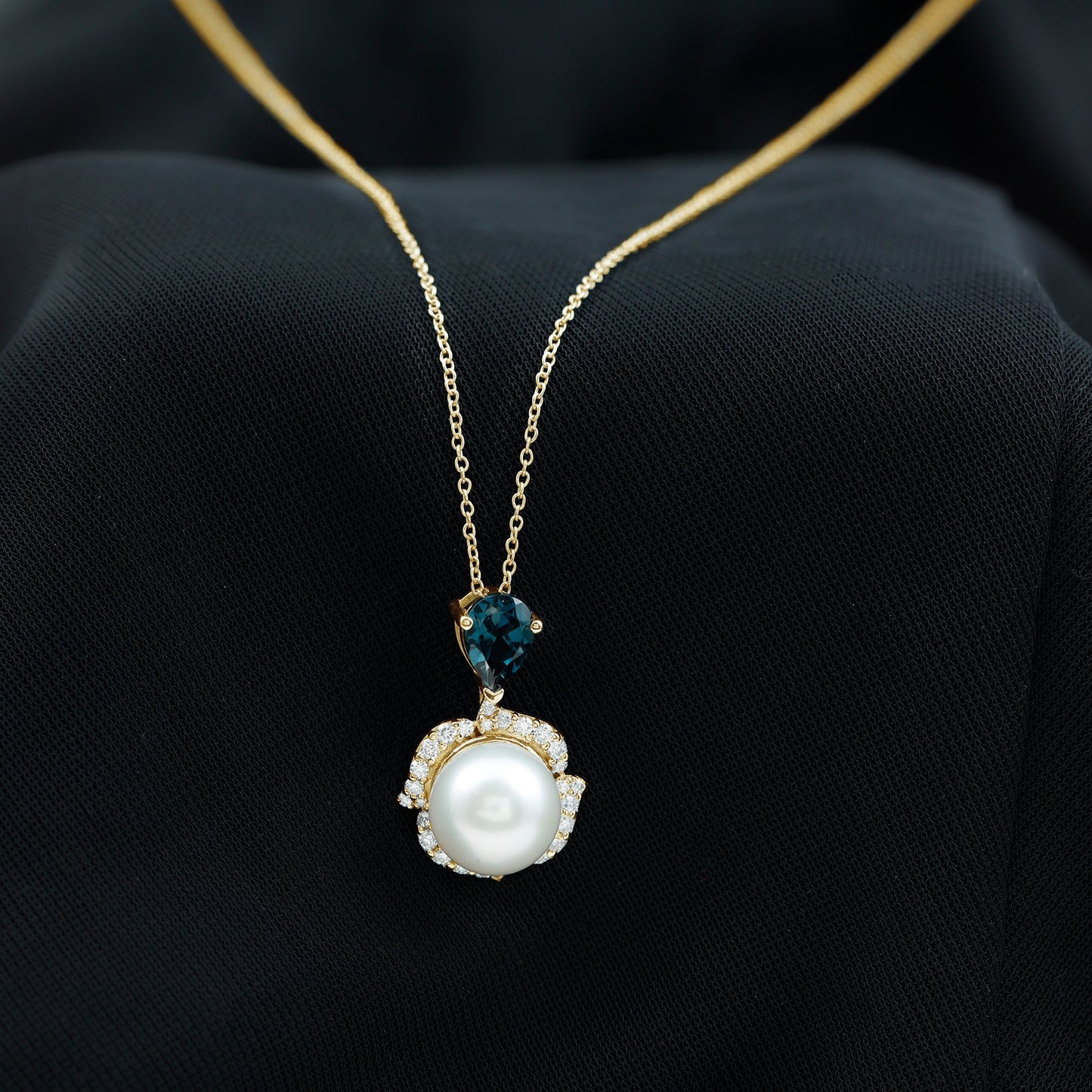 8 Carat Freshwater Pearl Designer Bridal Necklace with London Blue Topaz