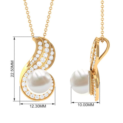 Contemporary Freshwater Pearl Pendant Necklace with Diamond