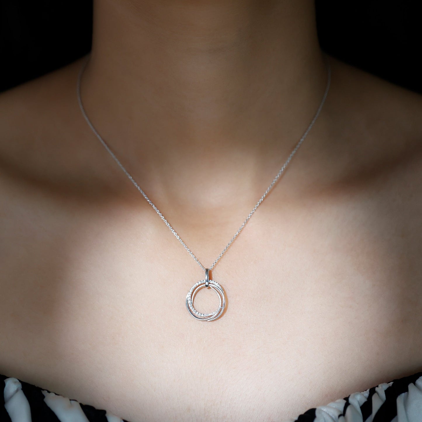 Womens Moissanite Eternity Necklace With Chain
