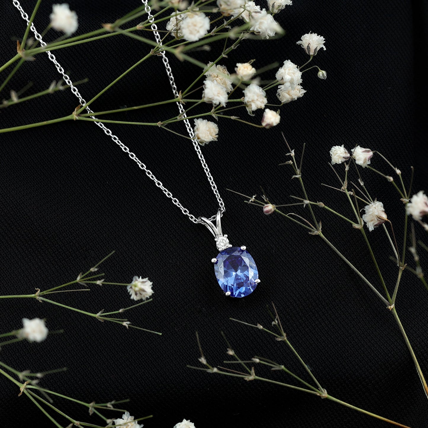 4 Carat Lab Grown Blue Sapphire Oval Cut Solitaire Necklace with Silver Chain